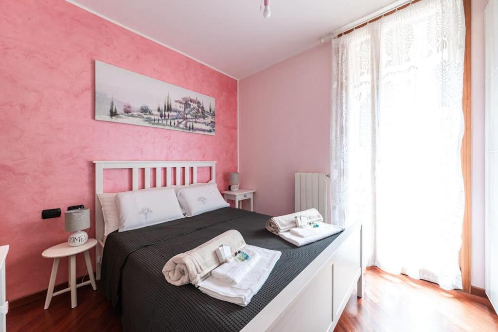 Appartamento Caterina A 5 Minuti Da Milano Fiere E San Siro Con Wifi-Netflix-Free Parking Exterior photo